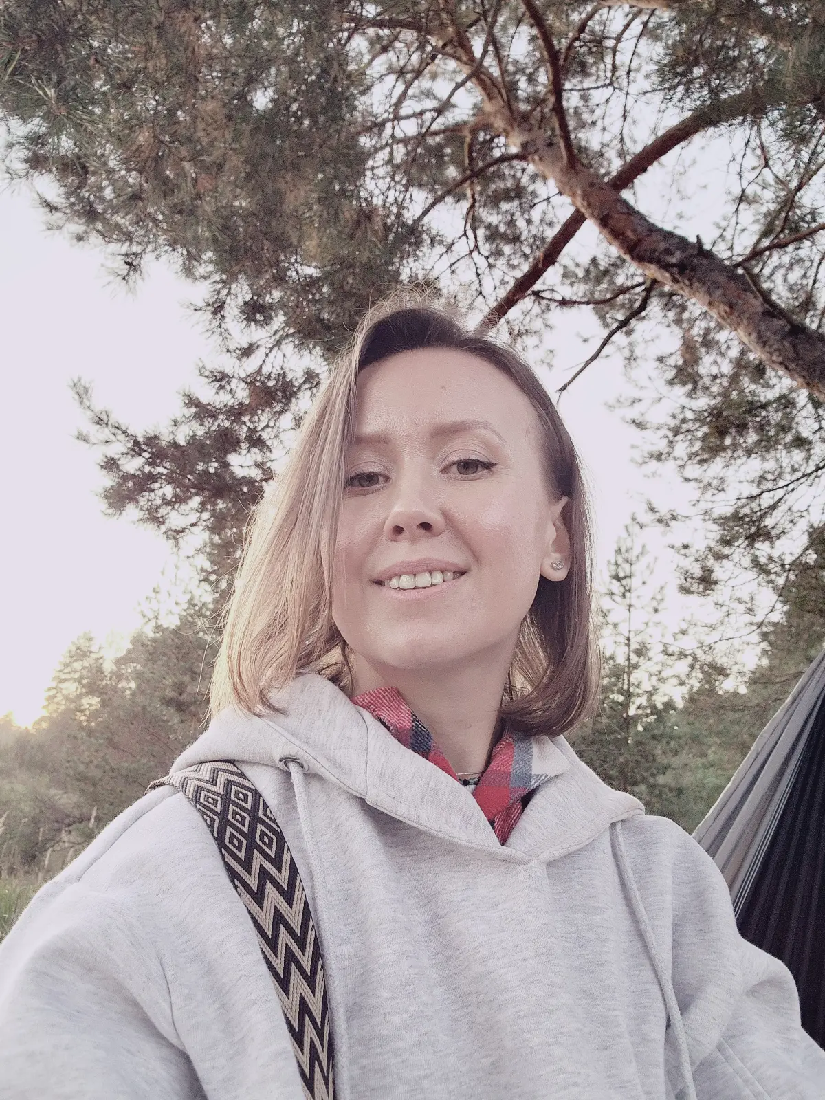 #стихиММ
Исцеляю себя по кусочкам
Собираю себя в Ядро
Мое Солнечное сплетение
Как фундамент моего всего
У меня внутри Армия,
У меня внутри Легион!
Этот каждый моя самость
За меня Всегда.. | Сетка — социальная сеть от hh.ru