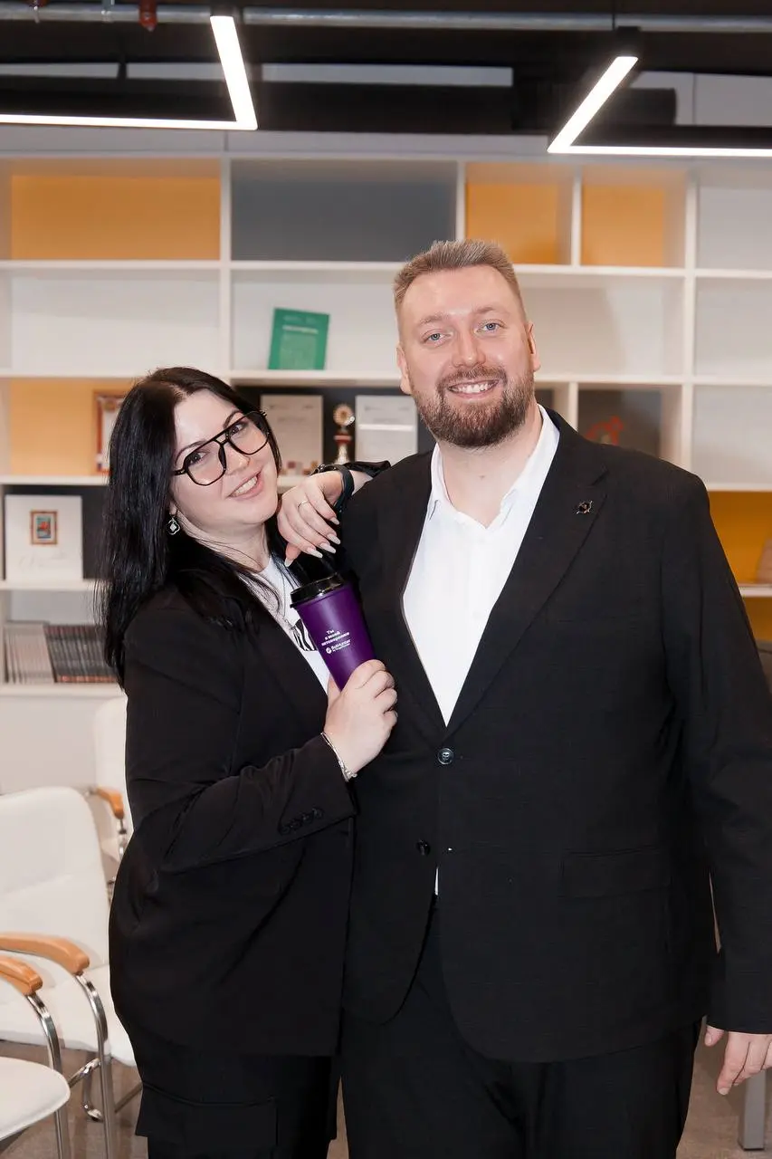 ЭТО БЫЛО СИЛЬНО! 
 1 декабря, мы зажгли на семинаре «ВК+АВИТО=СИСТЕМА ПРОДАЖ 2026»!
Огромная энергия, полный зал и 3 часа чистой практики без воды | Сетка — социальная сеть от hh.ru