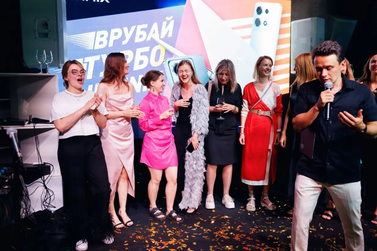 Немного нахлынули воспоминания. Очень скучаю по нашим старым ивентам. Мы с девчонками просто обожали к ним готовиться и потом красиво блестать не только продуктом, но и общей картинкой | Сетка — социальная сеть от hh.ru