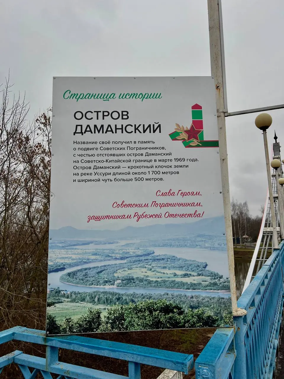 такой вот серый, но все равно красивый Ярославль
обошла почти все храмы и основные достопримечательности часа за 3 (?) примерно
с погодой таааак повезло 🤞🏻 | Сетка — социальная сеть от hh.ru
