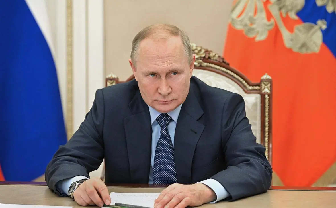 ⚡️ Путин призвал власти научиться работать с Telegram — «мессенджер активно влияет на молодежь, поэтому государству тоже важно уметь работать с этим инструментом» | Сетка — социальная сеть от hh.ru