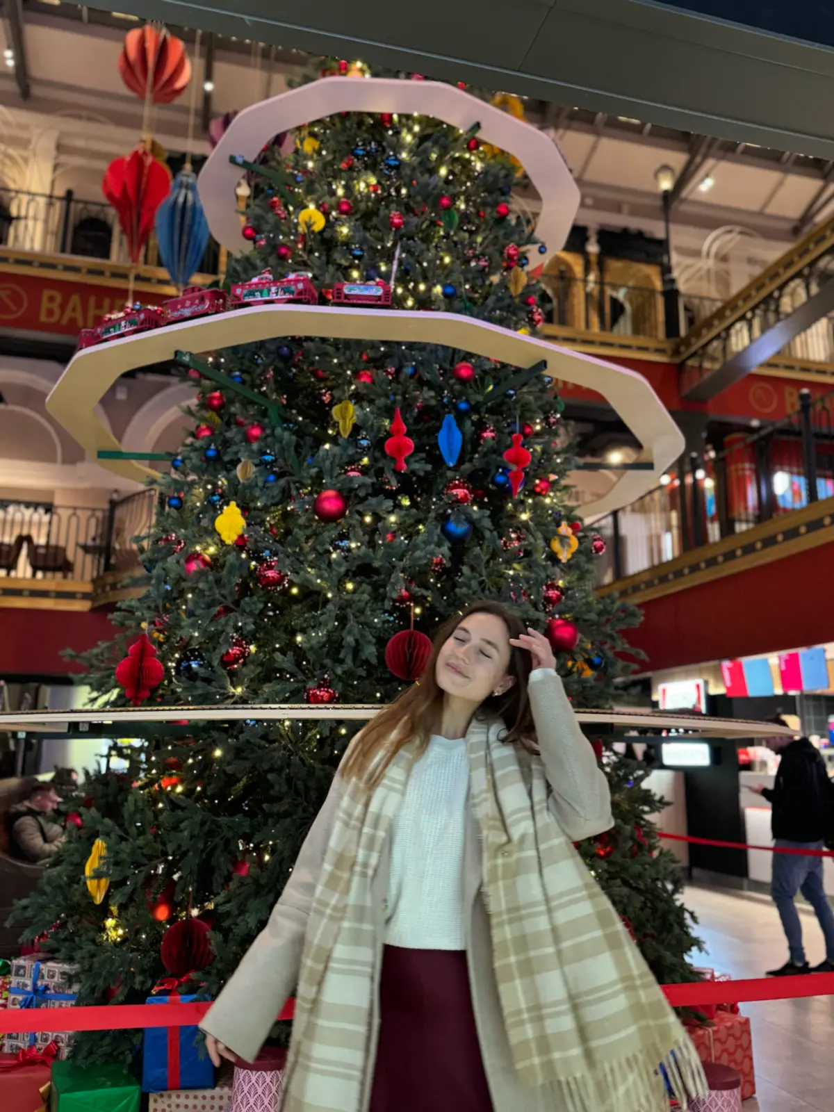 Может ли ИИ почувствовать искру в глазах? ЭИ против ИИ | Сетка — социальная сеть от hh.ru