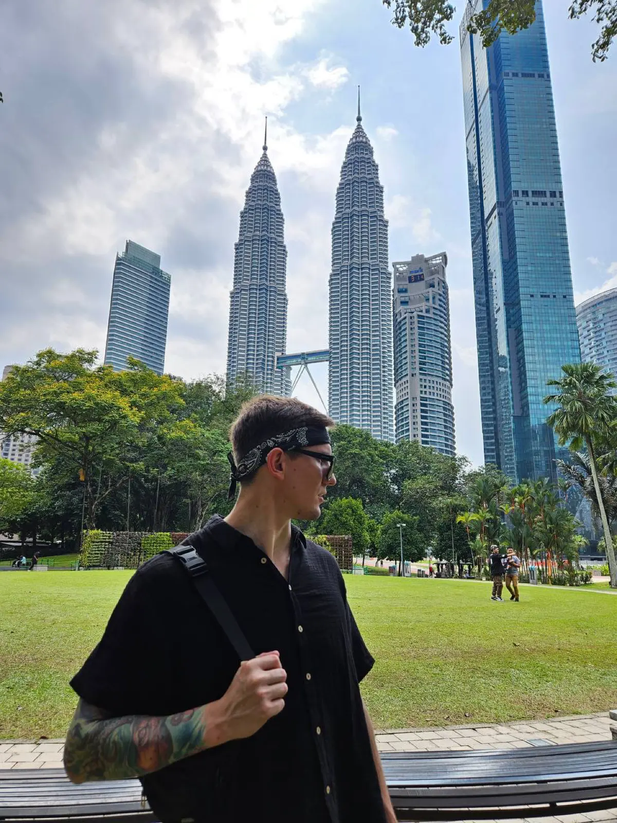 3-ий отпуск в 2025. Дубай🇦🇪, Куала-Лумпур🇲🇾 | Сетка — социальная сеть от hh.ru