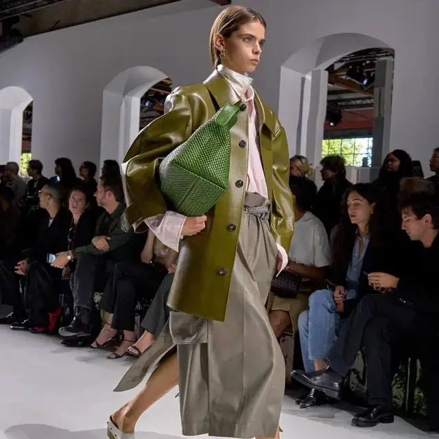 cheers for sustainable fashion 🪡 | Сетка — социальная сеть от hh.ru