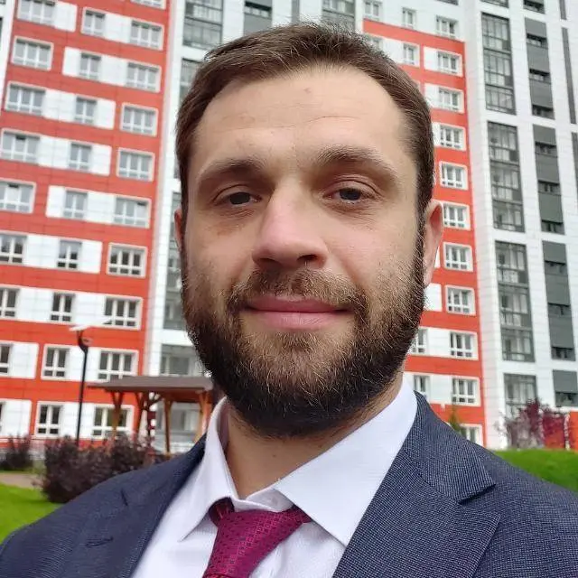 Максим Царенко | Сетка — социальная сеть от hh.ru