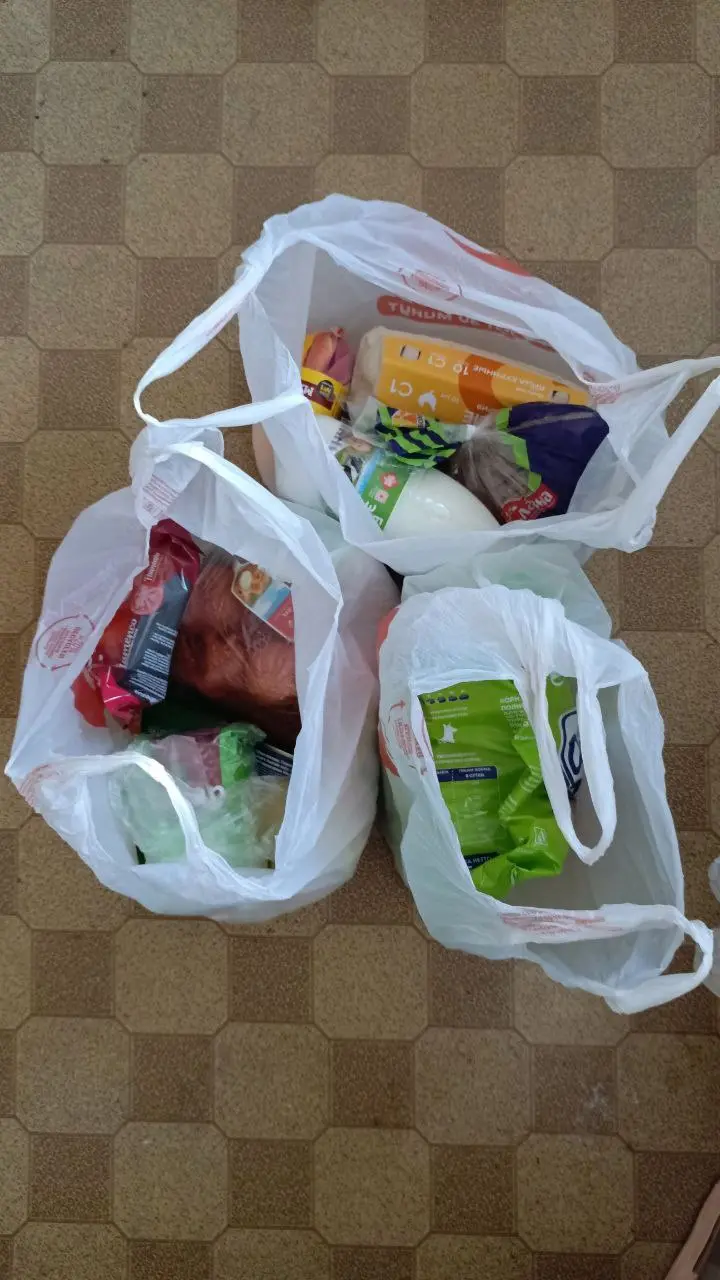 Лайфхак как превратить продукты в деньги 🛒→💰
Простейший алгоритм:
1. Заказал продукты в «Пятёрочку» онлайн.
2. Оплатил картой Альфа-Банка.
3 | Сетка — социальная сеть от hh.ru