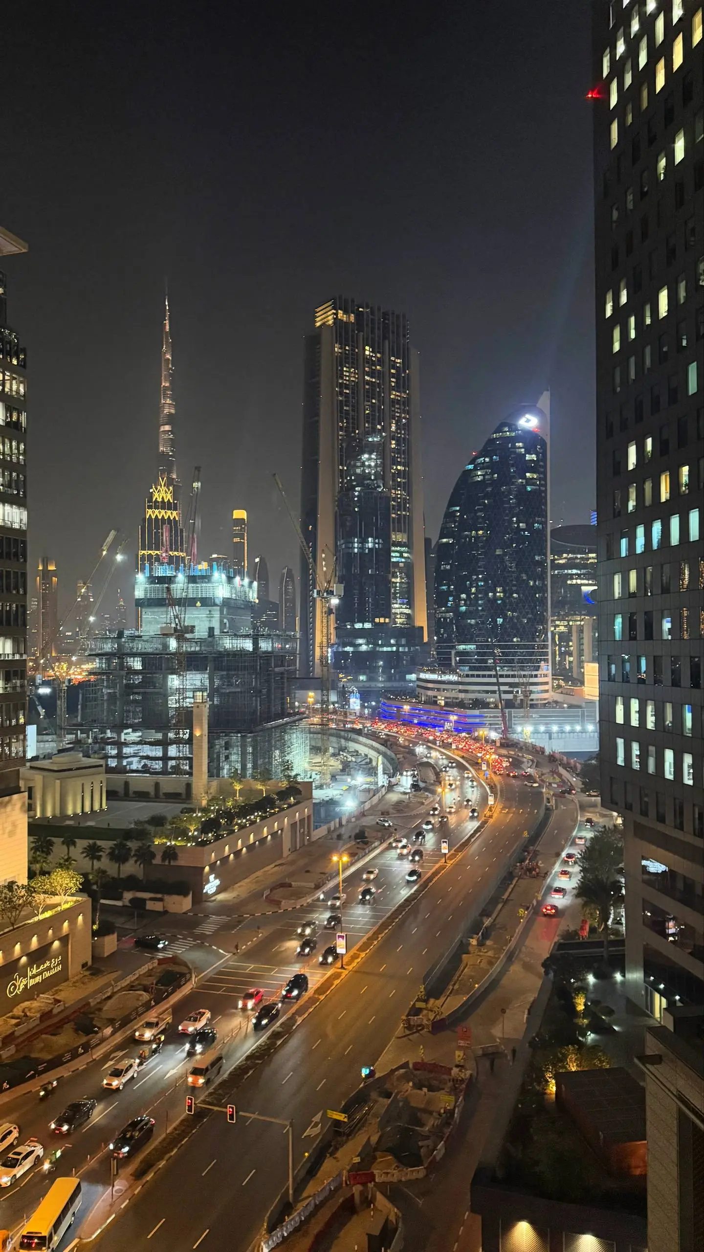 Из прошлой поездки в Дубай ничего не выложила, поэтому она будет освещена в этот раз оптом 🙂 увожу с собой еще много опций на следующий раз!
Мой топ рекомендаций, за рамками стандартных вещей:
•• Найт... | Сетка — социальная сеть от hh.ru