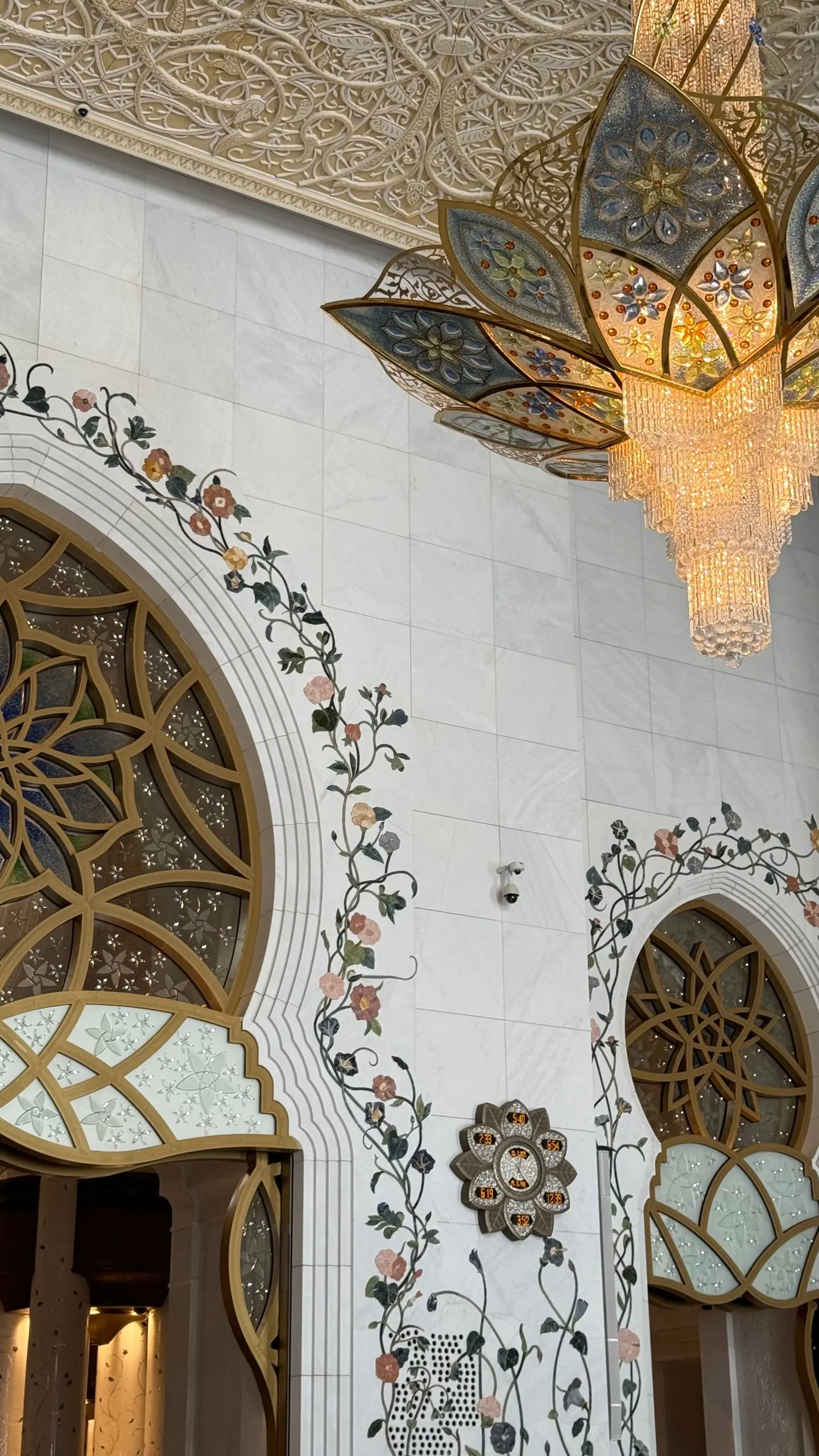 Из прошлой поездки в Дубай ничего не выложила, поэтому она будет освещена в этот раз оптом 🙂 увожу с собой еще много опций на следующий раз!
Мой топ рекомендаций, за рамками стандартных вещей:
•• Найт... | Сетка — социальная сеть от hh.ru