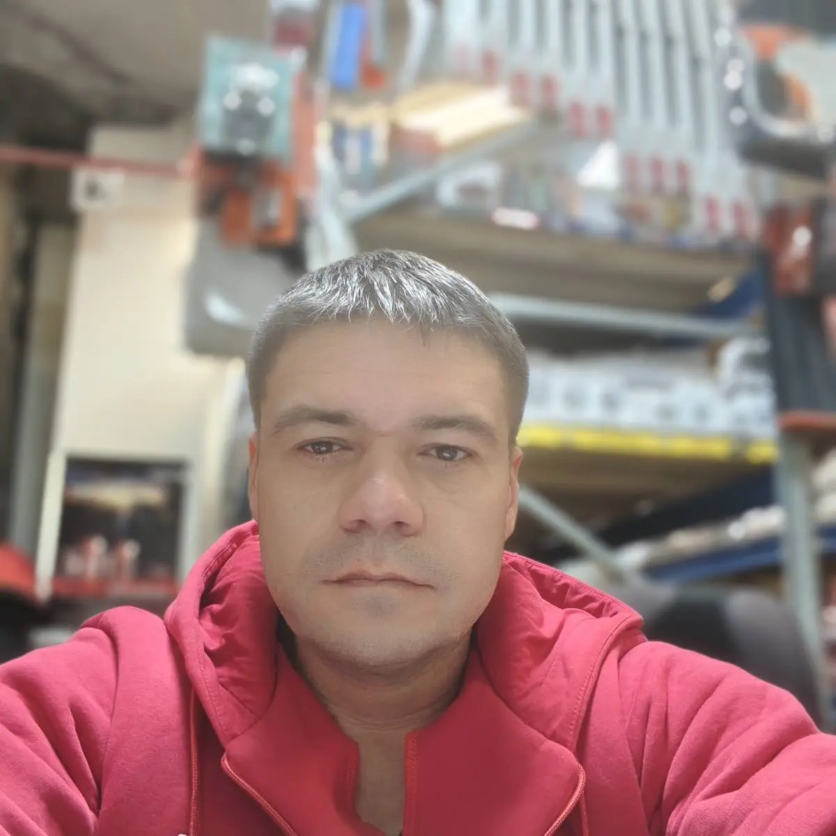 Евгений Чекис