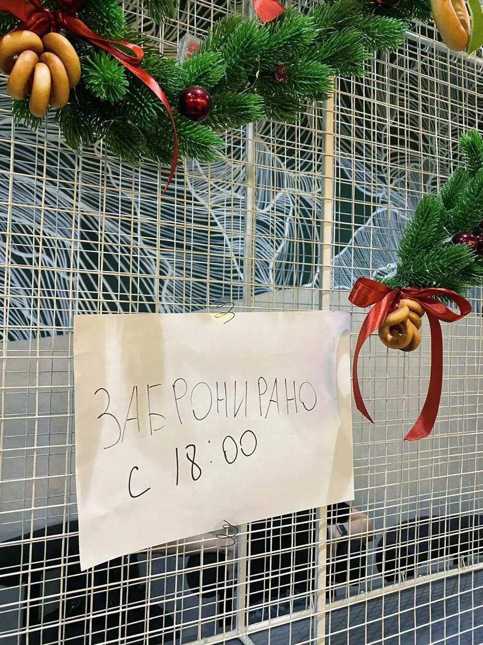 Всем добрый вечер ✨
Сегодня состоялся очередной Мастер-класс «ХОЛСТ. МАСЛО. ВИНО | Сетка — социальная сеть от hh.ru