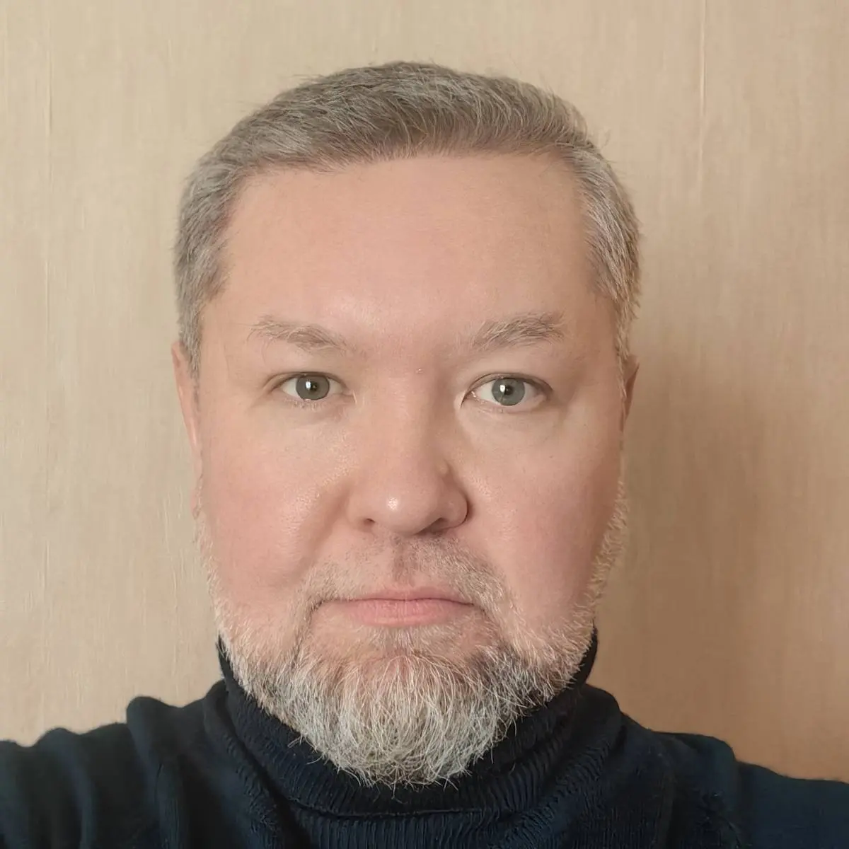 Александр Леонтьев