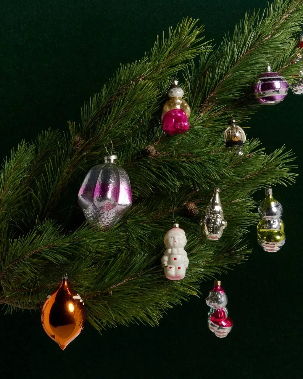 Праздничный шик
Кажется, все уже заметили, что новогодний декор в этом году очень ностальгический | Сетка — социальная сеть от hh.ru