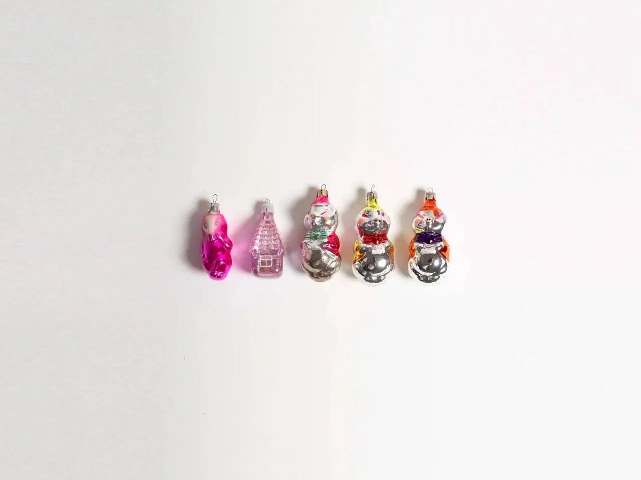 Праздничный шик
Кажется, все уже заметили, что новогодний декор в этом году очень ностальгический | Сетка — социальная сеть от hh.ru