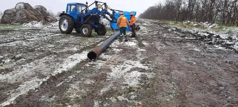 Обновленные водоводы скоро заработают в 2 округах Ставрополья
В Благодарненском и Туркменском округах проводится капремонт двух магистральных водоводов, которые обеспечивают водой 16 населенных пункто... | Сетка — социальная сеть от hh.ru
