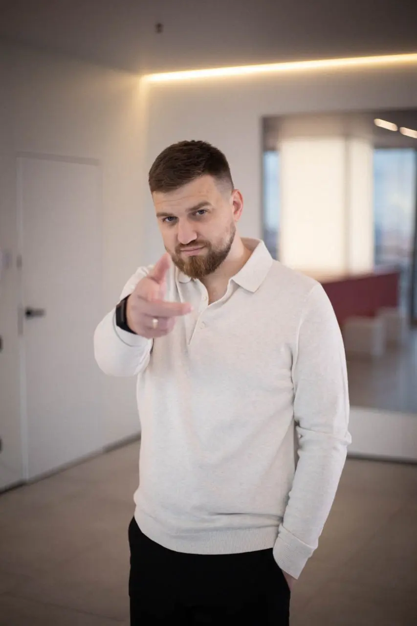 Как проверить, платит ли компания белую зарплату — за 10 минут и без инсайдов
Сегодня в HR-сообществе увидел вопрос: «Как понять, что компания серая?»
Из предложенных решений — только очевидное: спрос... | Сетка — социальная сеть от hh.ru
