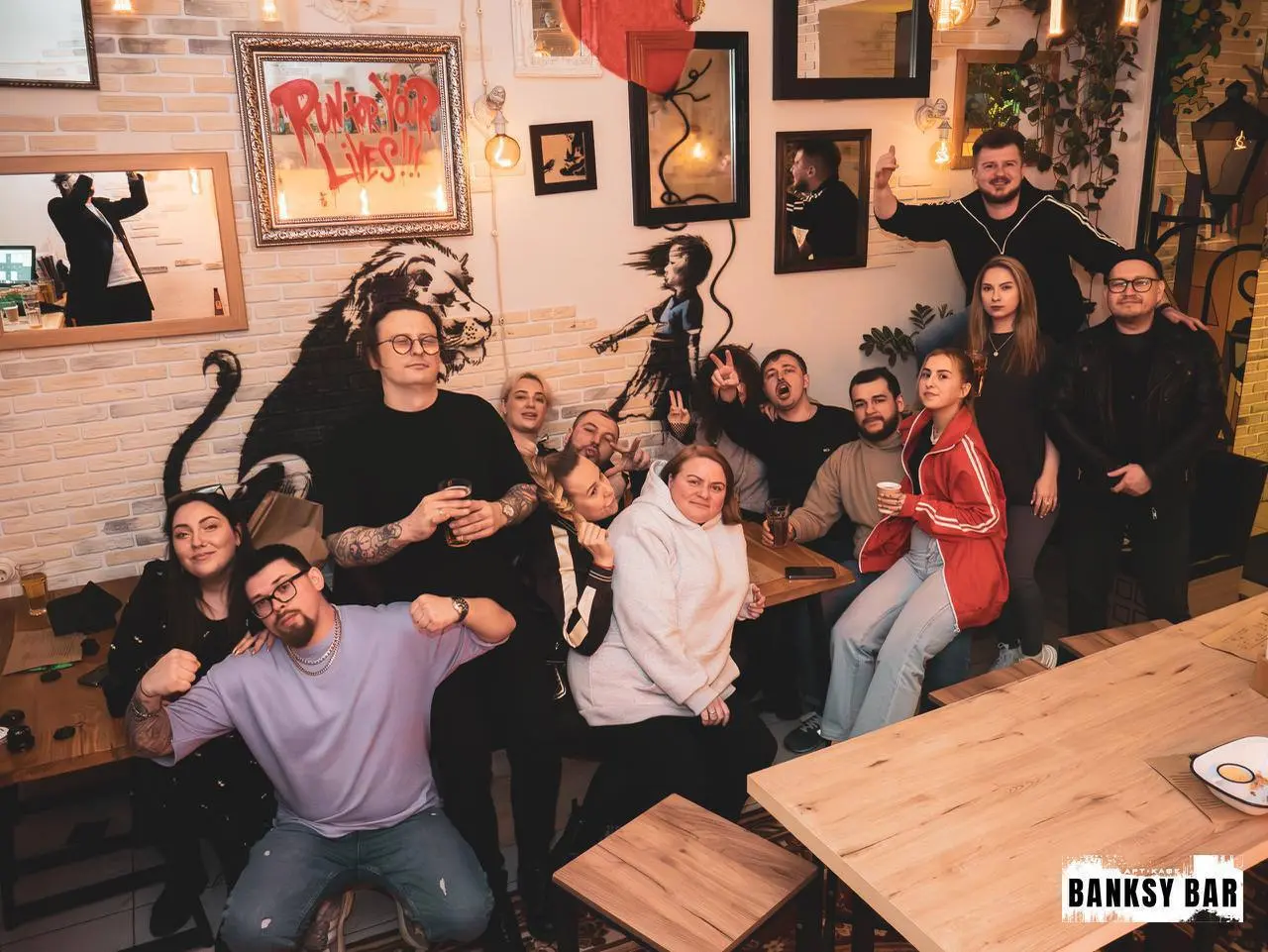 BANKSY BAR ищет бармена
📍 м. Октябрьская, ул | Сетка — социальная сеть от hh.ru