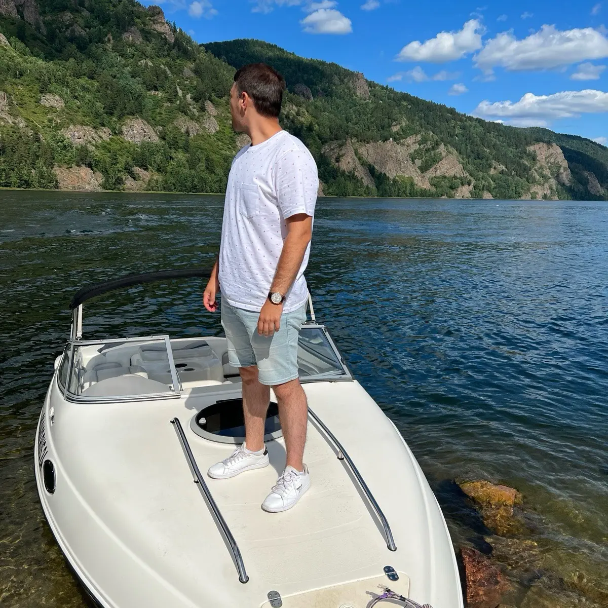 Network member avatar