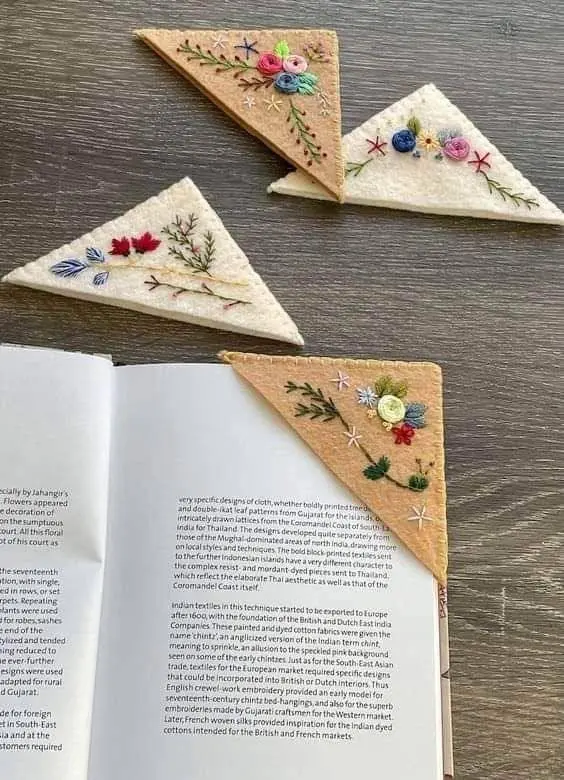 Пока все это происходит, ловите клевые закладки для книг, которые я бы взяла точно) | Сетка — социальная сеть от hh.ru