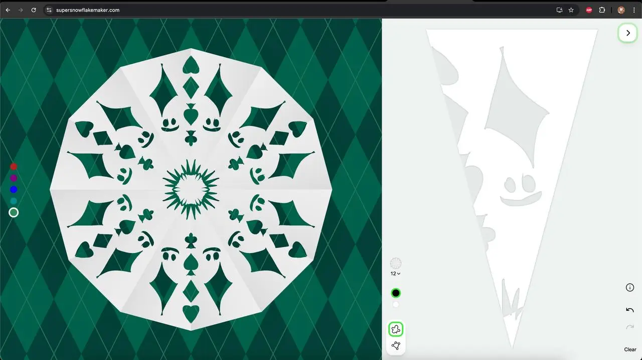 Самая новогодняя игра #КотиЗаи 🥳  
https://supersnowflakemaker | Сетка — социальная сеть от hh.ru