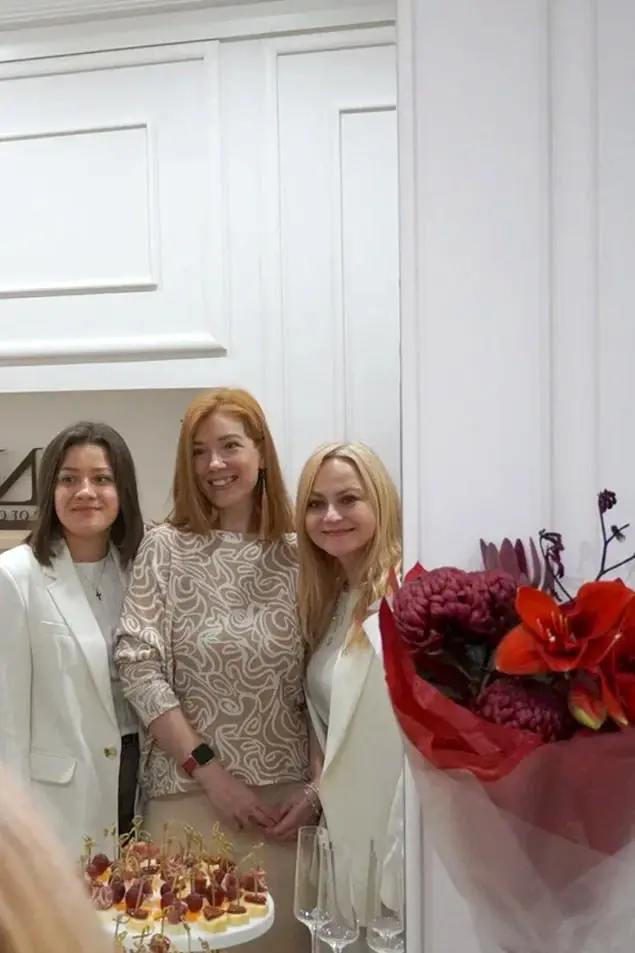 У НАС НОВОСЕЛЬЕ! 🎉✨🎉
Друзья, хотим поделиться с вами супер-новостью: у «А.Н.Т.» новый офис!
📍Набережная канала Грибоедова, 12 
Но… Найти это место оказалось труднее, чем закрыть самую сложную вакансию | Сетка — социальная сеть от hh.ru