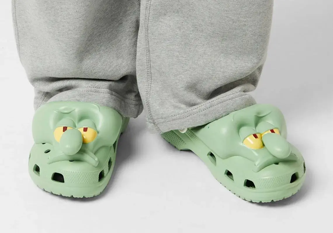 Crocs выпустил очередную тематическую модель сабо по мотивам мультфильма о Губке Бобе | Сетка — социальная сеть от hh.ru