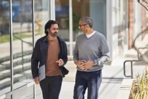 🚀 Dynamics 365 превзошёл ChatGPT в квалификации лидов
Microsoft представил результаты бенчмарка Sales Qualification Bench: агент из Dynamics 365 лучше справляется с квалификацией продаж, чем ChatGPT | Сетка — социальная сеть от hh.ru