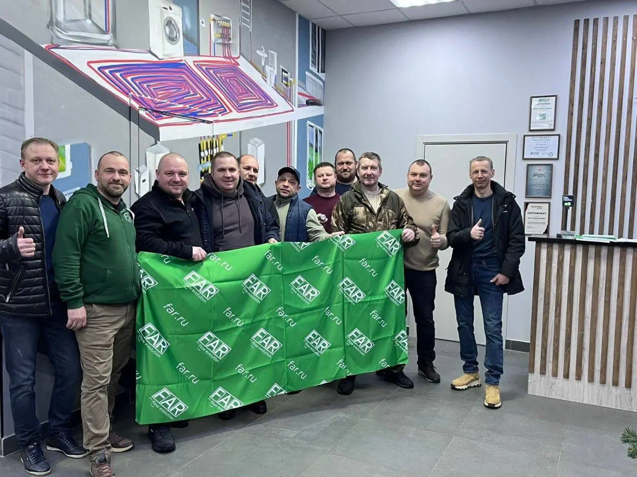 Знания - сила!!! FAR шагает по стране. вчера в Волгограде в «СантехТочка» прошло обучение для монтажников по ключевым компонентам FAR для современных инженерных систем | Сетка — социальная сеть от hh.ru