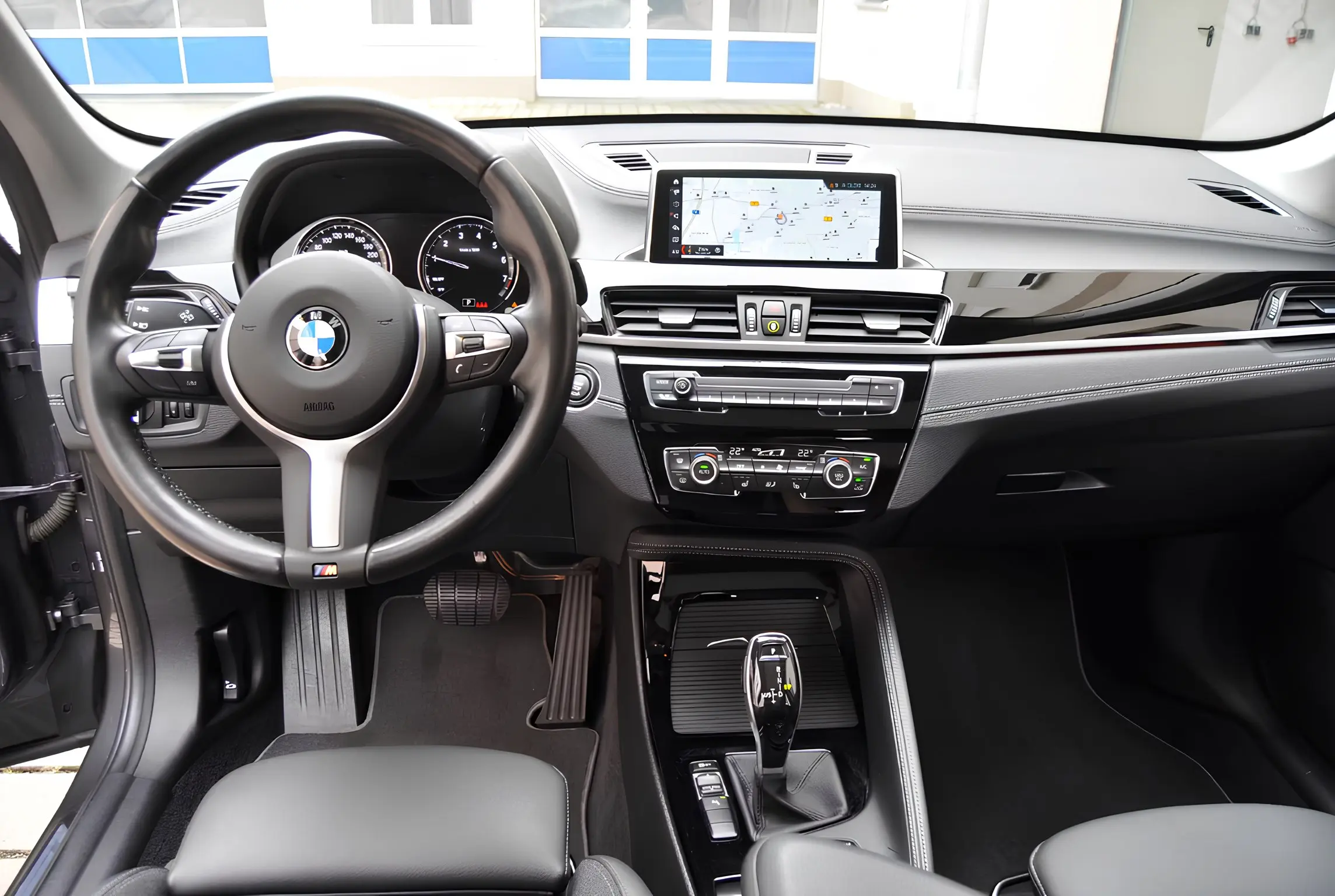 🚘BMW X1 sDrive18i SPORTLINE
2022 год • 39 950 км
Бензин 1.5 • 136 л.с | Сетка — социальная сеть от hh.ru