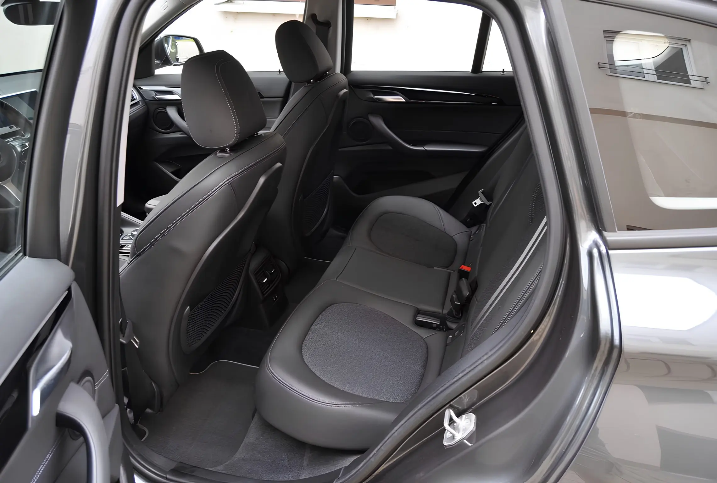 🚘BMW X1 sDrive18i SPORTLINE
2022 год • 39 950 км
Бензин 1.5 • 136 л.с | Сетка — социальная сеть от hh.ru