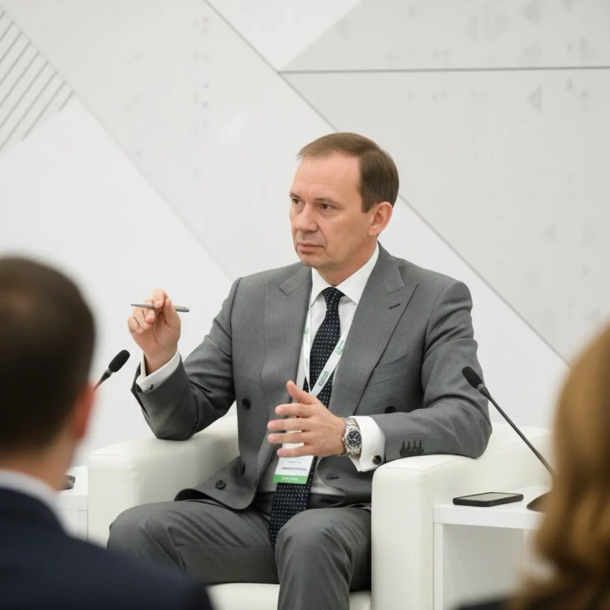 Евгений Романов