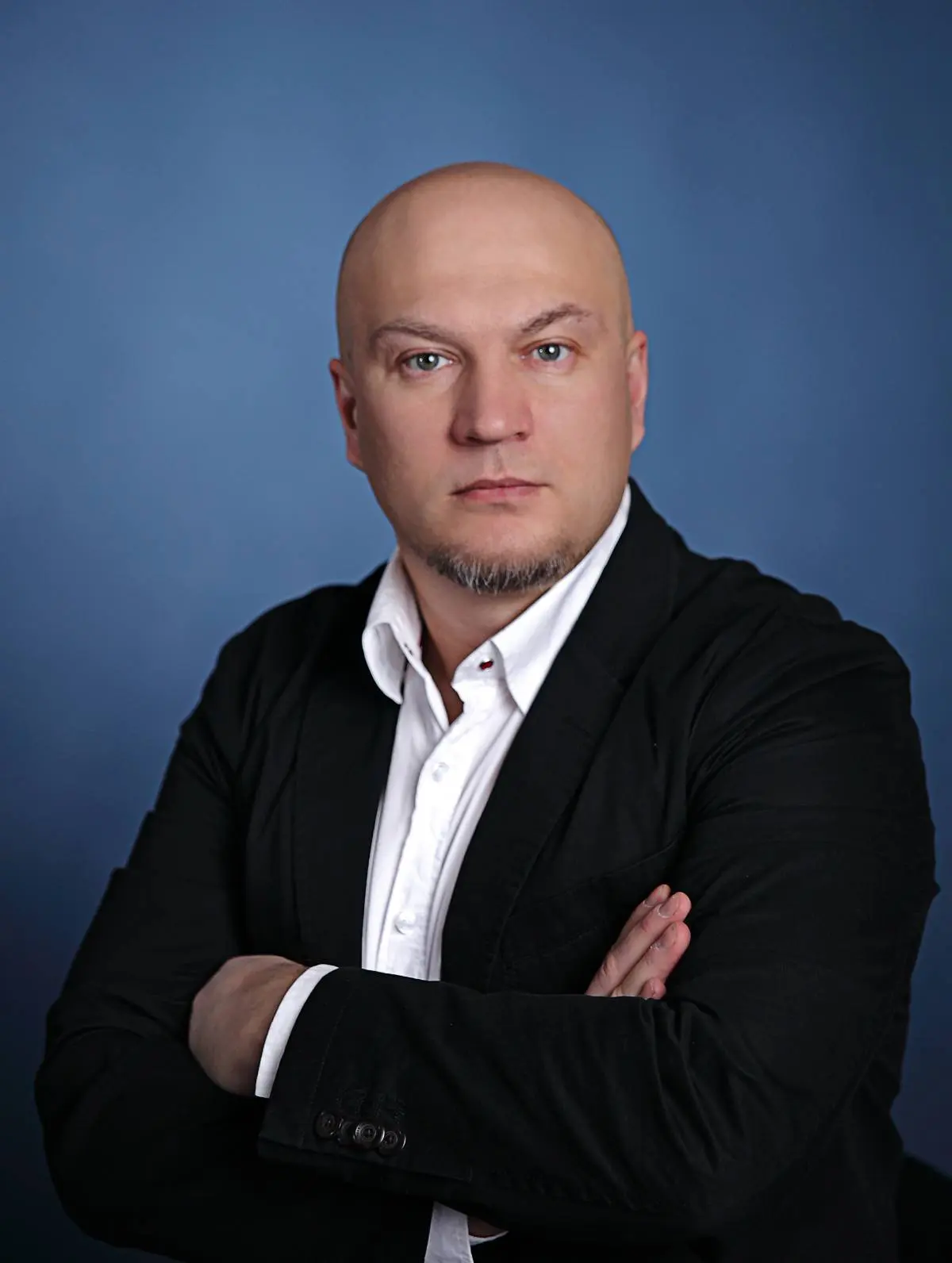 Олег Михайлов