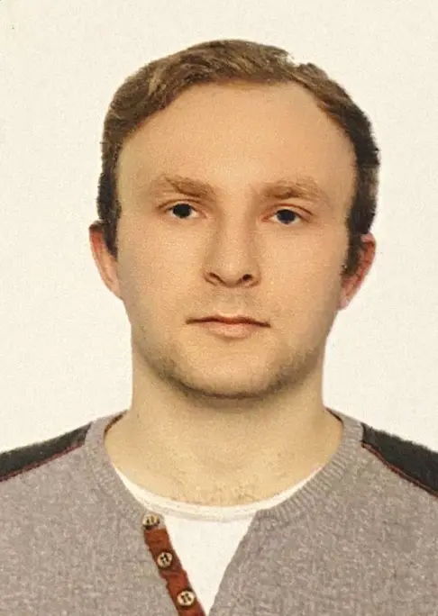 Артём Максимов