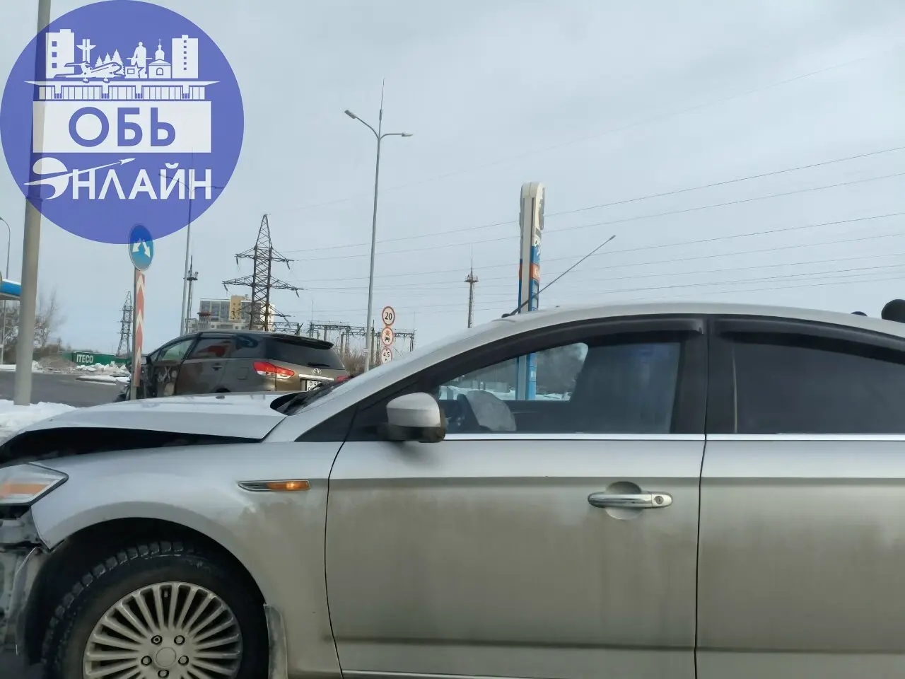 ↗ Сегодняшняя авария на выезде из геодезии
vk.ru
Подробнее на https://vk.com/ob.gorod
#городобь #городобьонлайн #толмачево | Сетка — социальная сеть от hh.ru