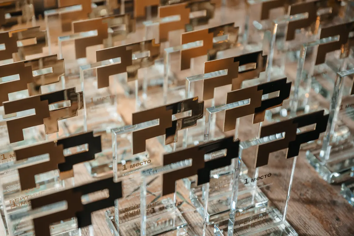 Друзья, у нас историческая победа! Наш проект занял ПЕРВОЕ МЕСТО в авторитетном конкурсе «Рейтинг Рунета»! 

Эта награда для нас особенно ценна, потому что в напряженной борьбе мы обошли проекты таких... | Сетка — социальная сеть от hh.ru