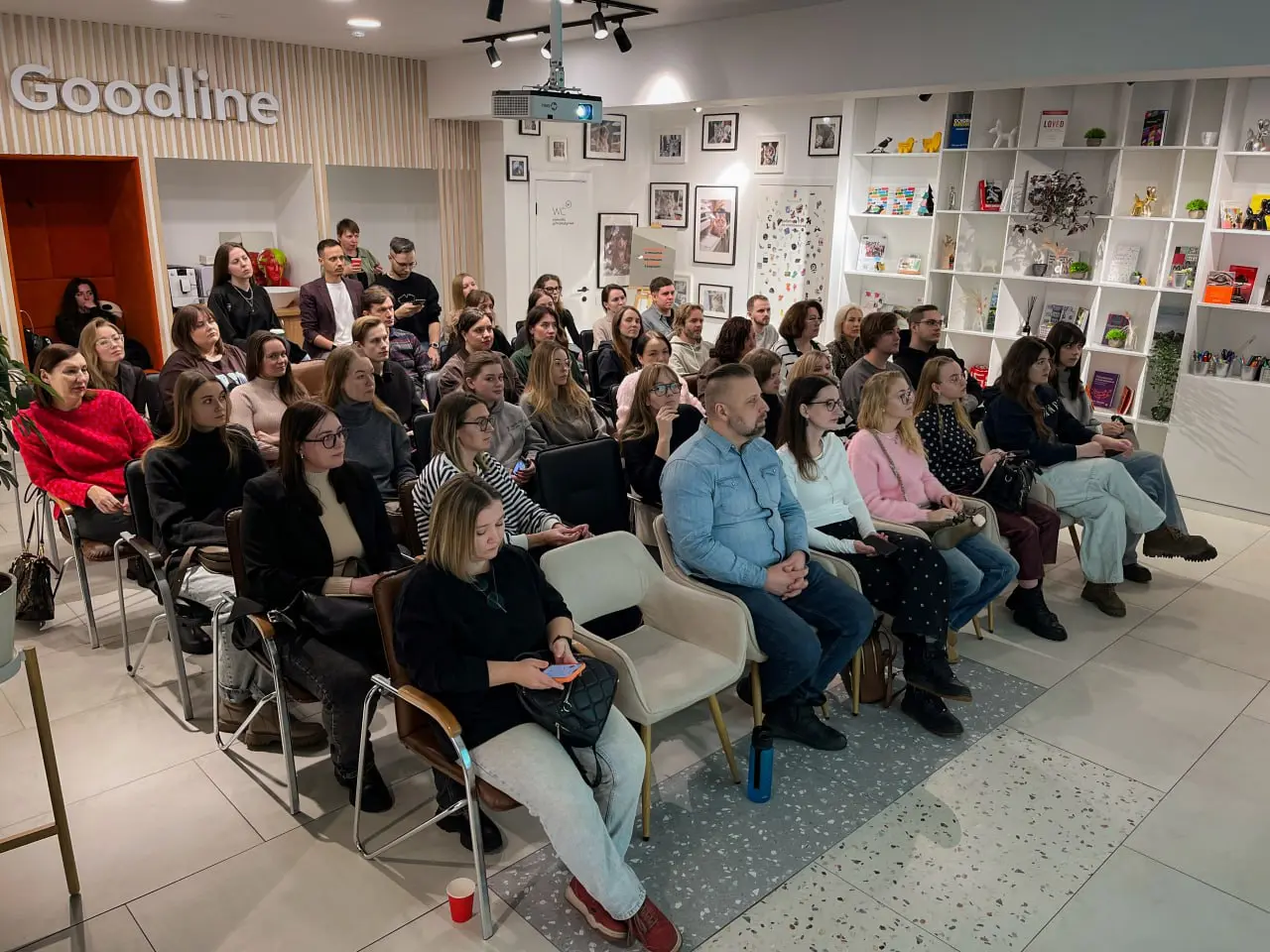 В чём сила? В нейросетях! | Сетка — социальная сеть от hh.ru