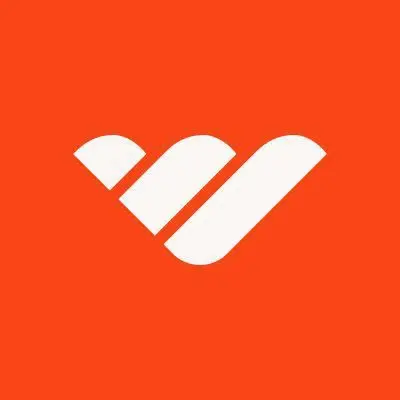 А вот и первый Разнос из рубрики #Разносы@Promptegg подъехал.
Собственно речь пойдёт о Whop (социальной сети с экономикой креаторов) и их приложении.
Начнём с первого открытия приложения | Сетка — социальная сеть от hh.ru