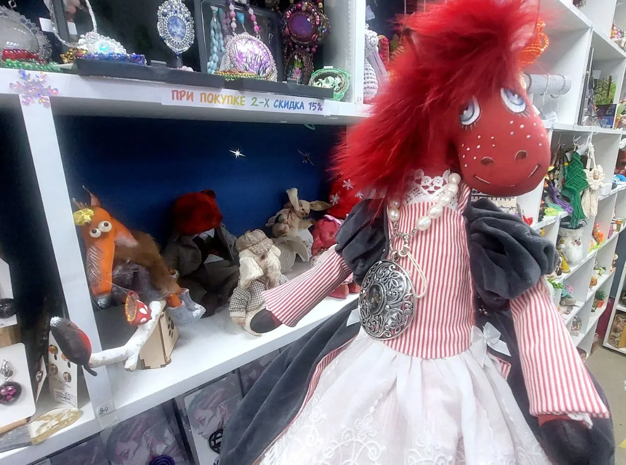 🐦‍🔥🐎Ох, какая леди! Уникальный талисман — Огненная Лошадка. Встречайте символ 2026 года!
➡️ Найти это волшебство можно в АРТ-Лавке "Чудеса":
✔️ Вход с 2-х сторон👇🏻
🛍️ г.Н.Н., Маслякова, 2 (цоколь)
🚪 г | Сетка — социальная сеть от hh.ru