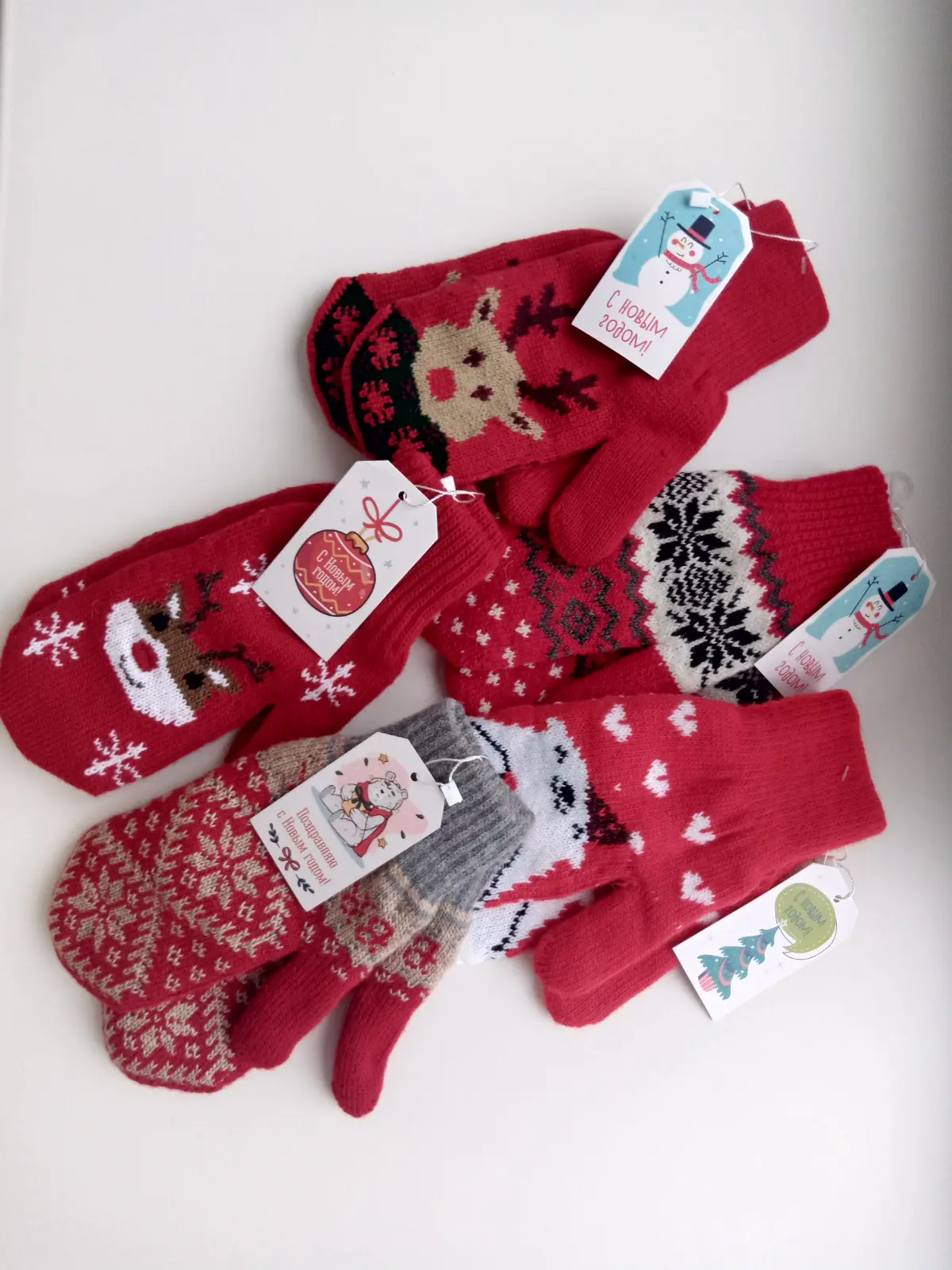 Коллеги, продаю небольшую партию новогодних варежек ❄☃️ | Сетка — социальная сеть от hh.ru