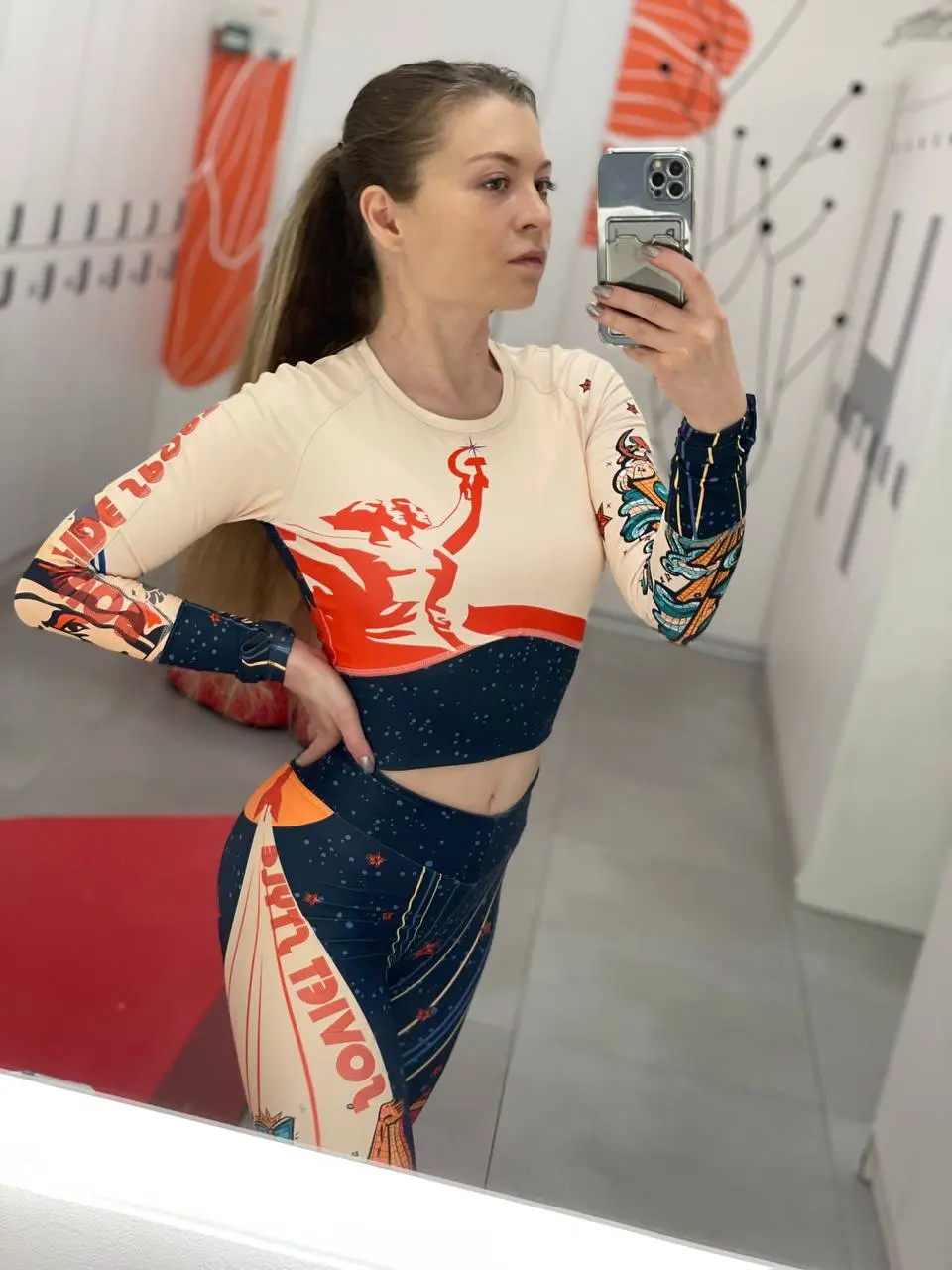 Лучшие тусовки - у нас в клубе 🤣👌🏻
Попрощалась со своим любимым залом 🥲 У меня какой-то талант покупать абонементы, которые кончаются ровно за день до моего самолета в другой город, уже дважды такое в... | Сетка — социальная сеть от hh.ru