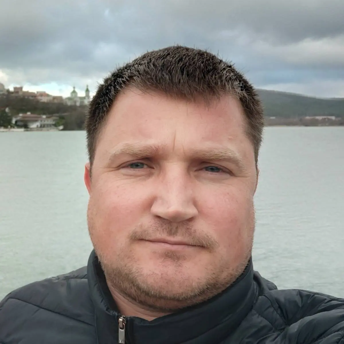 Леонид Литвинов