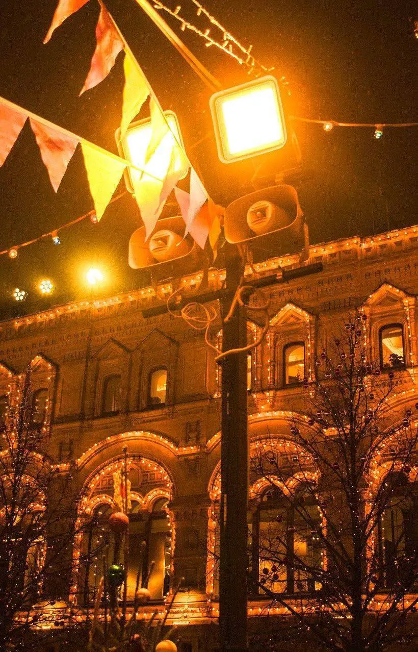 ✨Манежная площадь в праздничном сиянии
📲Подпишитесь на Вдвижении
#бесплатно
В этом посте были ссылки, но мы их удалили по правилам Сетки | Сетка — социальная сеть от hh.ru