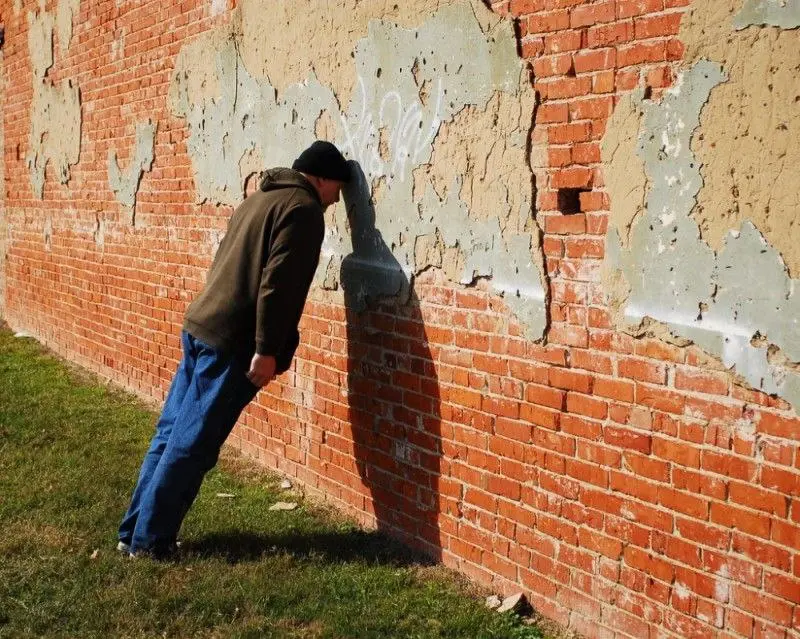 Продолжая тему преград для пользователя, хочу поговорить про update wall (не знаю существует этот термин или нет, но звучит неплохо)
Реальный кейс, который мне рассказали: Пользователь не заходил в пр... | Сетка — социальная сеть от hh.ru