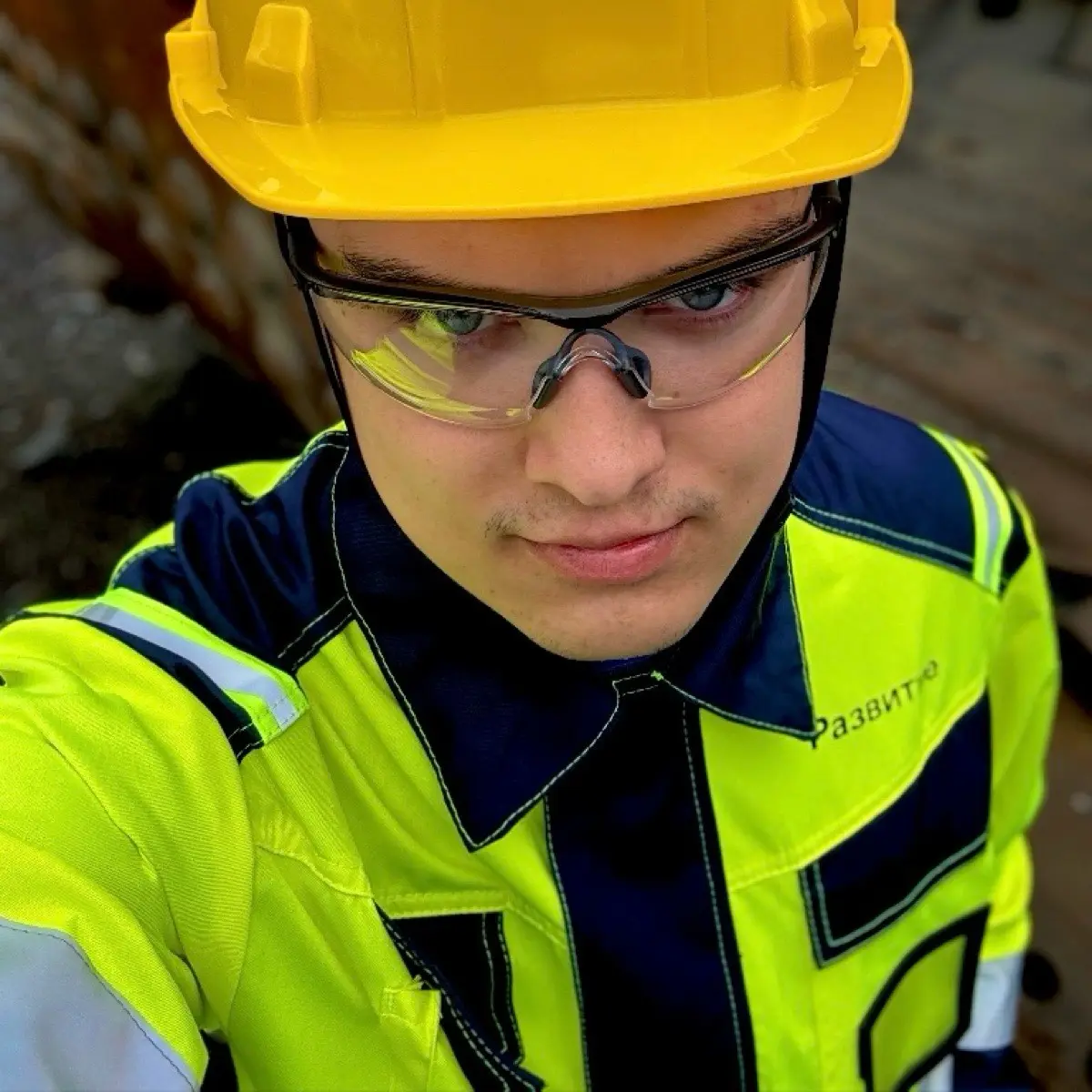 Артём Толстиков