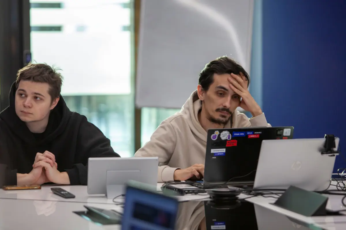 Я в начале года и в конце | Сетка — социальная сеть от hh.ru