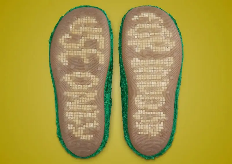 #Артем «Прикоснись к траве».
Так звучит слоган новых тапок Nike от Swoosh – ReactX Rejuven8. Обувь несет идею, что людям важно проводить время на свежем воздухе и воссоединяться с природой | Сетка — социальная сеть от hh.ru