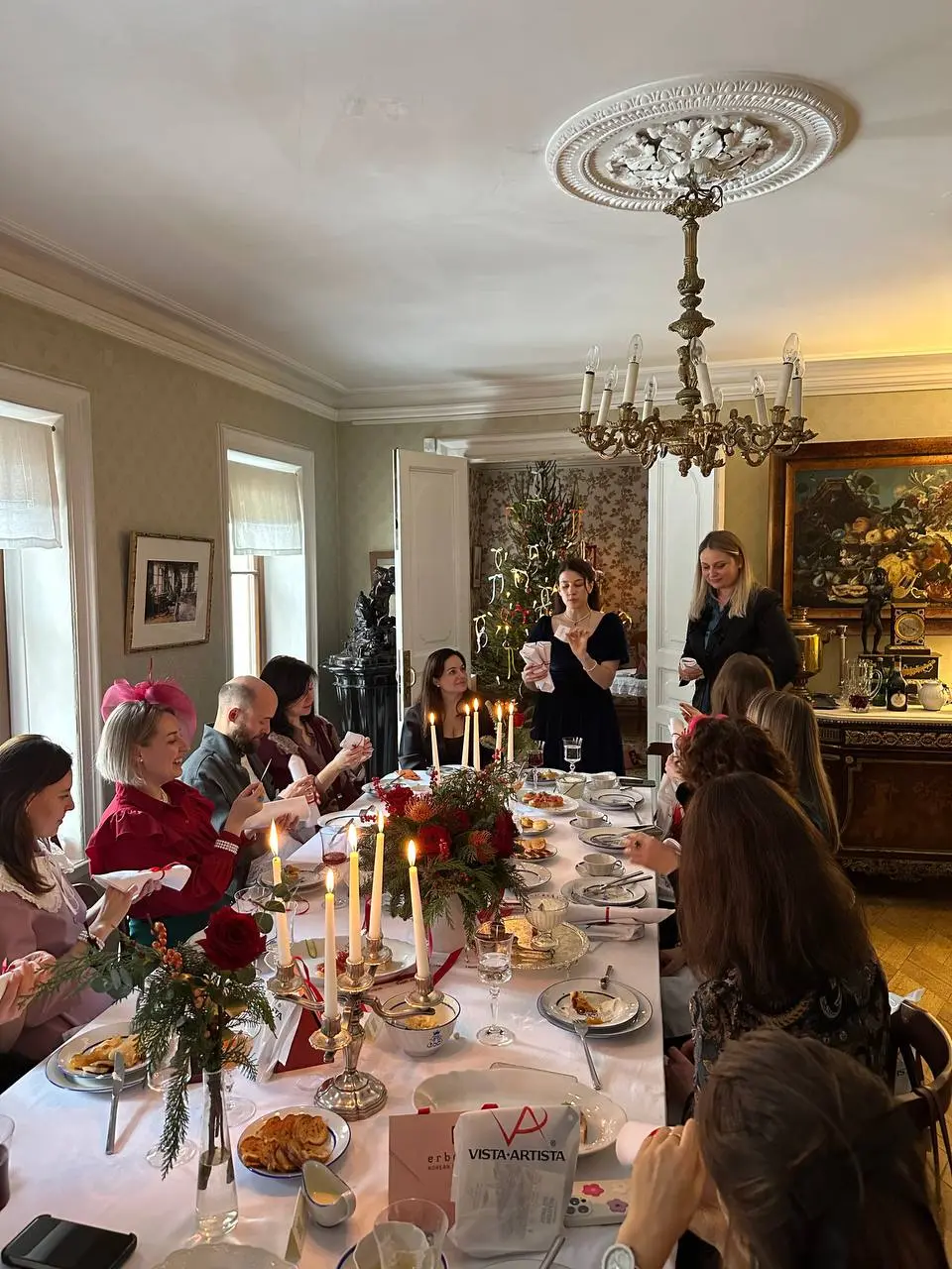 Про важность ownership
Вчера Тата проводила мероприятие для своего клуба в Доме Вишневских, фамильном особняке XIX века | Сетка — социальная сеть от hh.ru