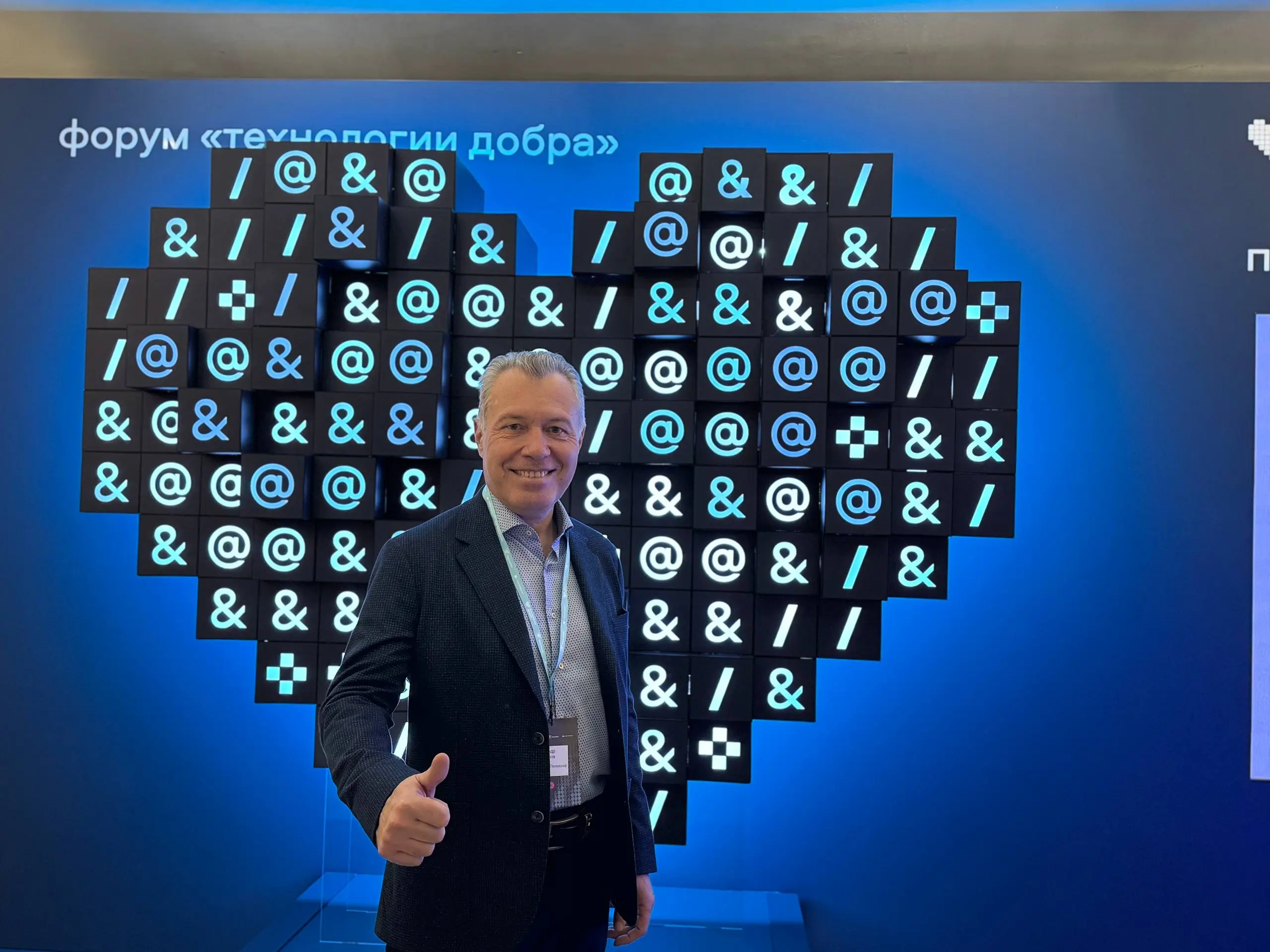 «Синдром «сэндвича»: когда ты зажат между детьми, работой и пожилыми родителями»
Вы узнали себя?
Каждый день — это день сурка и бег по замкнутому кругу: бизнес, работа, свои дети, друзья, домашние дел... | Сетка — социальная сеть от hh.ru