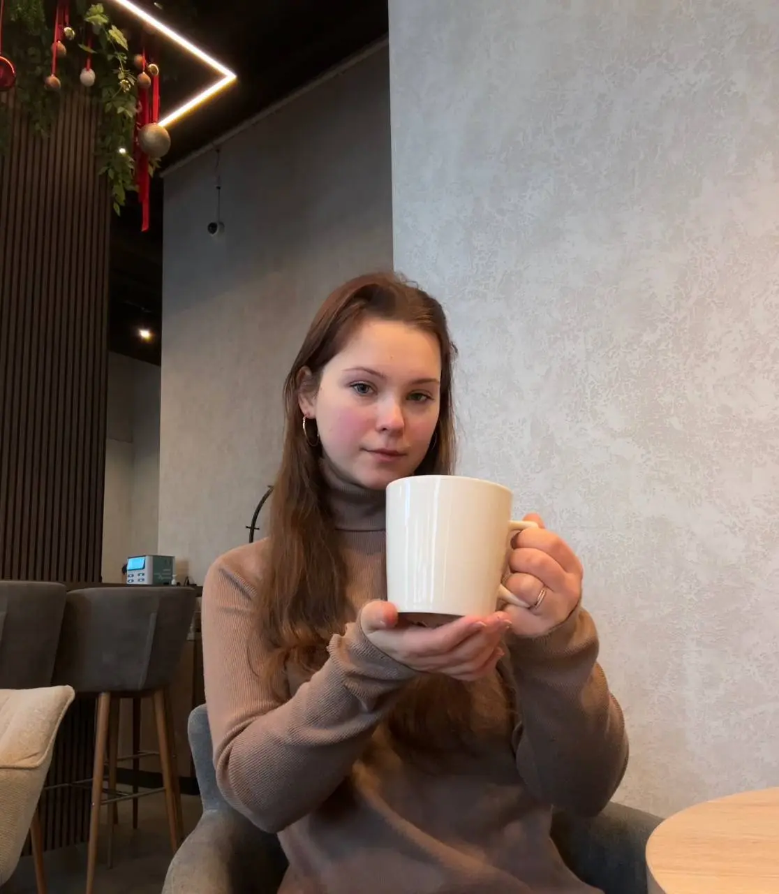 У меня отличная новость, теперь задавать анонимные вопросы стало легче!
Жми здесь https://t | Сетка — социальная сеть от hh.ru