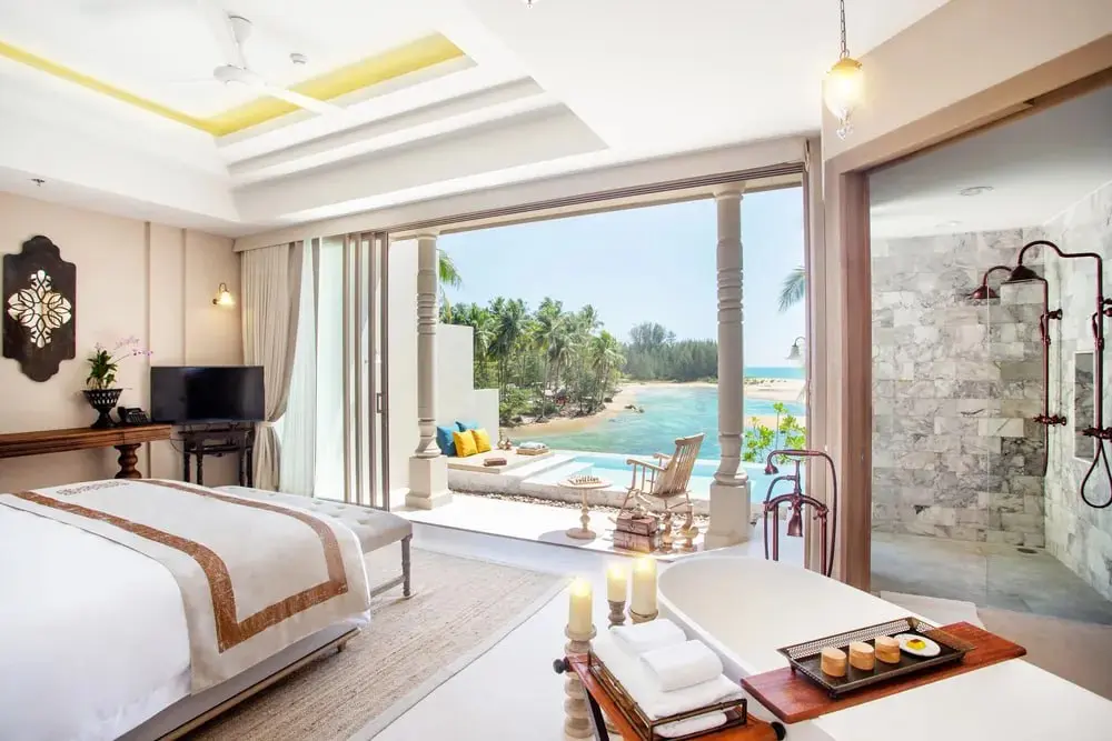 🏝 Таиланд, Као Лак — Devasom Khao Lak Beach Resort & Villas
На берегу Андаманского моря расположился отель, где классика сочетается с современным комфортом и утонченными деталями тайской культуры | Сетка — социальная сеть от hh.ru