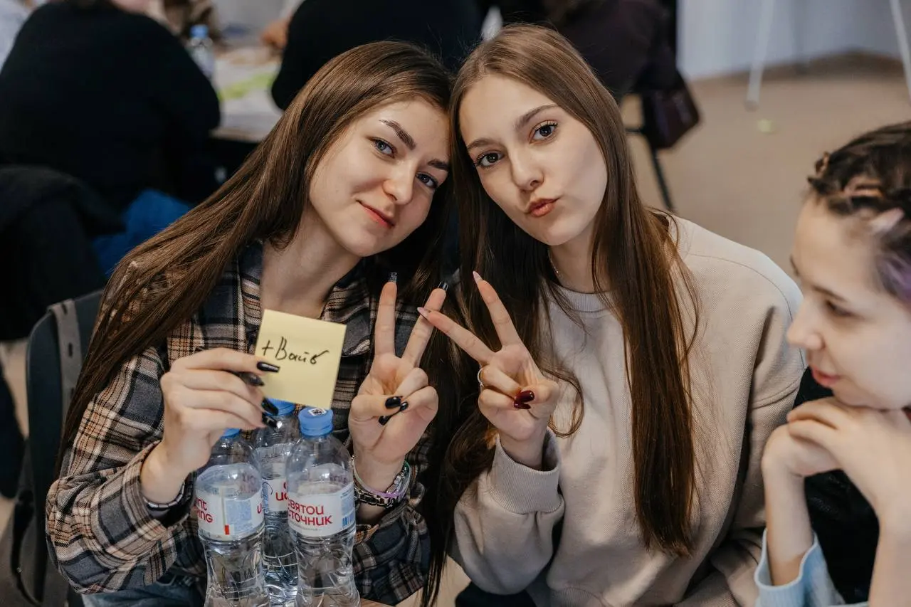 🚀Миссия выполнена: цифровая трансформация молодежной политики охватила 10 регионов!
Завершилась масштабная серия проектных сессий по цифровой трансформации молодёжной политики, которую провели тренеры... | Сетка — социальная сеть от hh.ru